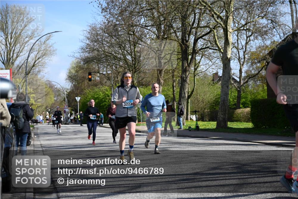 12.04.2026 - 45. Internationalen Wilhelmsburger Insellauf J. Mangold http://msf.ph/oto/9466789 12.04.2026 11:02:55 Ziel 3052, 4513, 2168, 3910, 3700, 3716, 3223, 4246, 4382, 5816, 3384, 3384, 2950, 5460, 4141, 2422 meine-sportfotos.de
