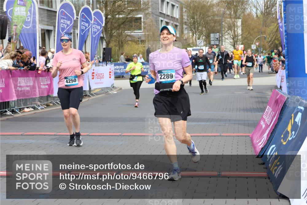 12.04.2026 - 45. Internationalen Wilhelmsburger Insellauf Strokosch-Dieckow http://msf.ph/oto/9466796 12.04.2026 13:10:50 Ziel 2289, 4250, 5612 meine-sportfotos.de