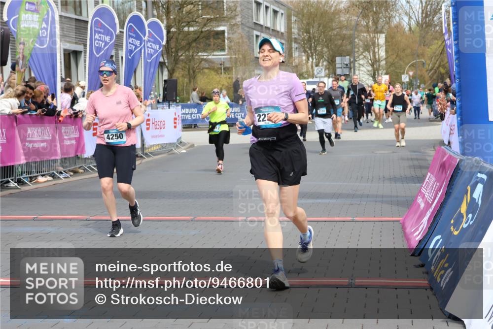 12.04.2026 - 45. Internationalen Wilhelmsburger Insellauf Strokosch-Dieckow http://msf.ph/oto/9466801 12.04.2026 13:10:50 Ziel 2289, 4250, 5612 meine-sportfotos.de