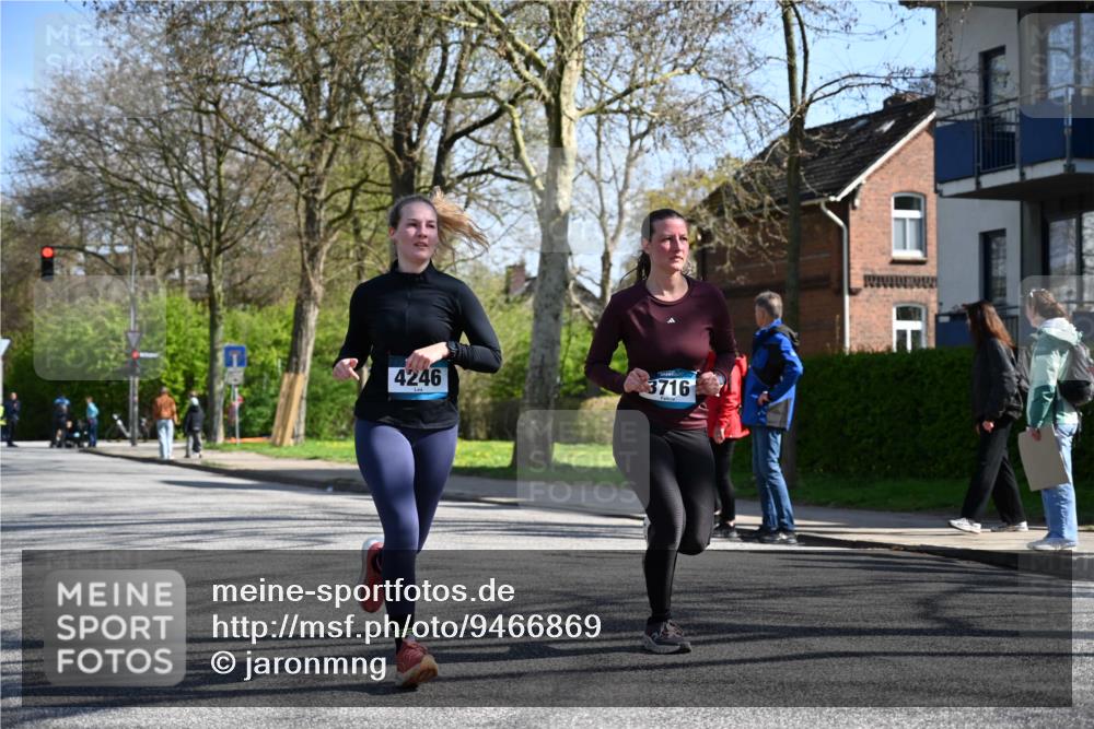 12.04.2026 - 45. Internationalen Wilhelmsburger Insellauf J. Mangold http://msf.ph/oto/9466869 12.04.2026 11:03:00 Ziel 4513, 2168, 3910, 3700, 3716, 3223, 4246, 4382, 5816, 3384, 2950, 5460, 4141, 2422, 4732 meine-sportfotos.de