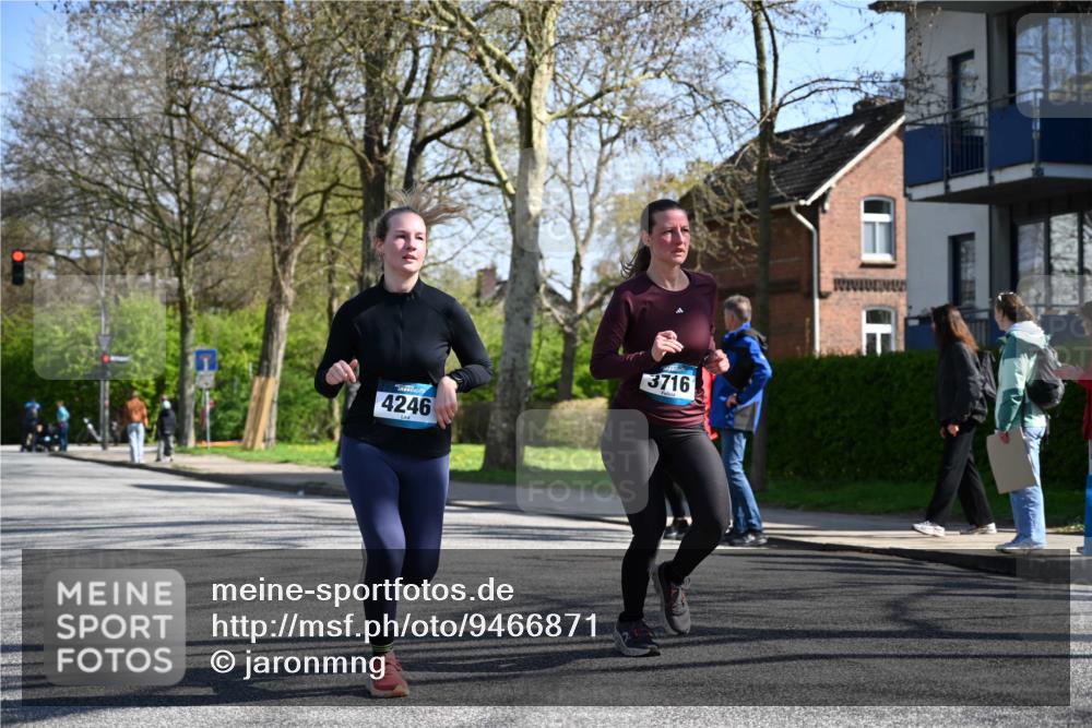 12.04.2026 - 45. Internationalen Wilhelmsburger Insellauf J. Mangold http://msf.ph/oto/9466871 12.04.2026 11:03:00 Ziel 4513, 2168, 3910, 3700, 3716, 3223, 4246, 4382, 5816, 3384, 2950, 5460, 4141, 2422, 4732 meine-sportfotos.de