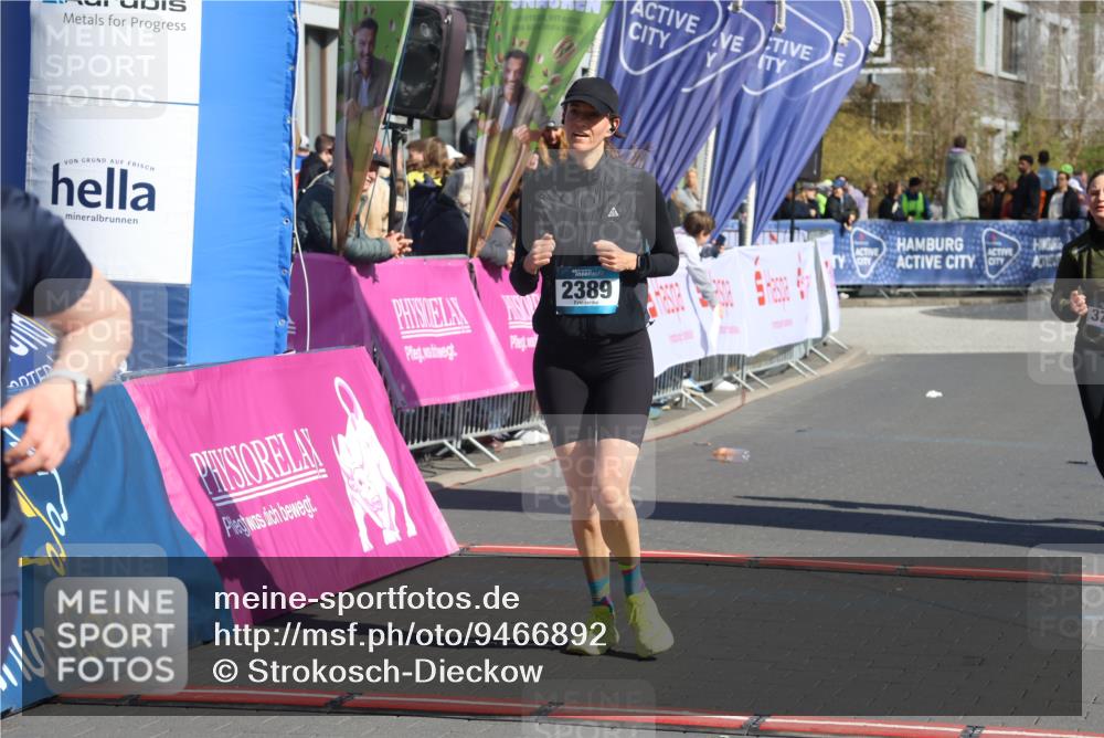 12.04.2026 - 45. Internationalen Wilhelmsburger Insellauf Strokosch-Dieckow http://msf.ph/oto/9466892 12.04.2026 11:01:03 Ziel 3373, 4632, 2389, 3725 meine-sportfotos.de