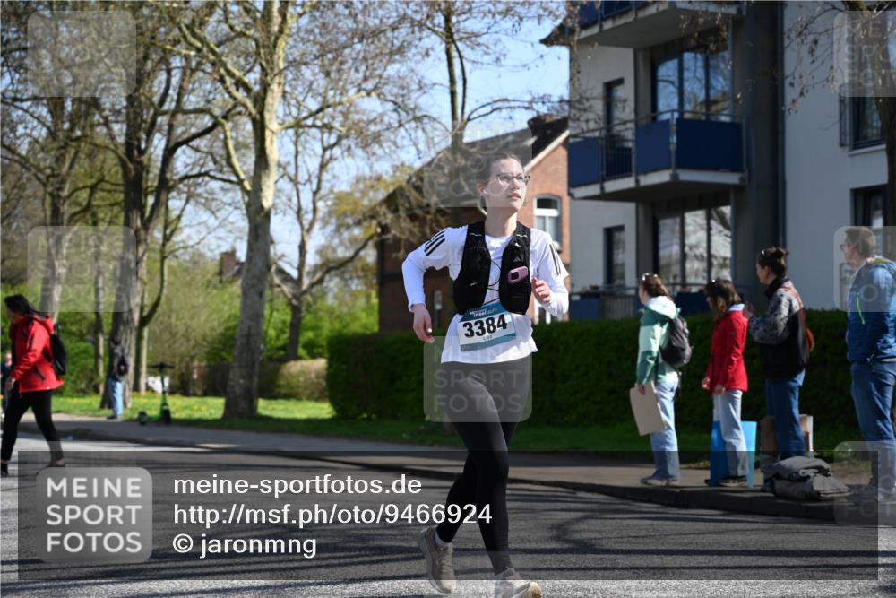 12.04.2026 - 45. Internationalen Wilhelmsburger Insellauf J. Mangold http://msf.ph/oto/9466924 12.04.2026 11:03:10 Ziel 3700, 3716, 3223, 4246, 4382, 5816, 3384, 2950, 5460, 4141, 2422, 4732, 4732, 2914, 5842 meine-sportfotos.de