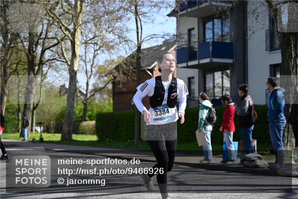 12.04.2026 - 45. Internationalen Wilhelmsburger Insellauf J. Mangold http://msf.ph/oto/9466926 12.04.2026 11:03:10 Ziel 3700, 3716, 3223, 4246, 4382, 5816, 3384, 2950, 5460, 4141, 2422, 4732, 4732, 2914, 5842 meine-sportfotos.de