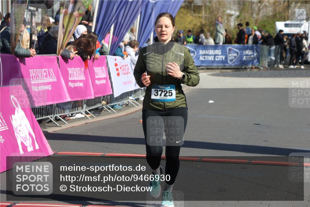 12.04.2026 - 45. Internationalen Wilhelmsburger Insellauf Strokosch-Dieckow http://msf.ph/oto/9466930 12.04.2026 11:01:06 Ziel 2389, 3725 meine-sportfotos.de