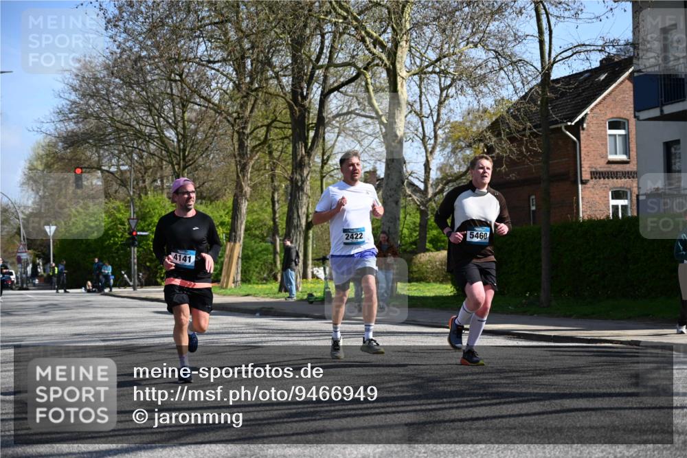 12.04.2026 - 45. Internationalen Wilhelmsburger Insellauf J. Mangold http://msf.ph/oto/9466949 12.04.2026 11:03:18 Ziel 3384, 2950, 5460, 4141, 2422, 4732, 2914, 5842, 5842, 2005 meine-sportfotos.de