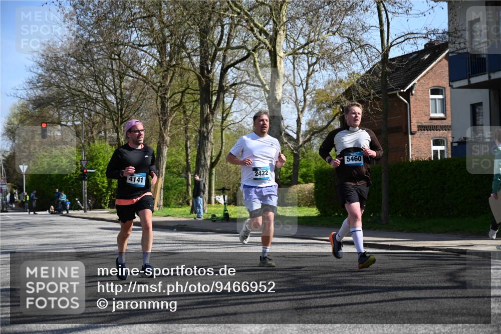 12.04.2026 - 45. Internationalen Wilhelmsburger Insellauf J. Mangold http://msf.ph/oto/9466952 12.04.2026 11:03:18 Ziel 3384, 2950, 5460, 4141, 2422, 4732, 2914, 5842, 5842, 2005 meine-sportfotos.de