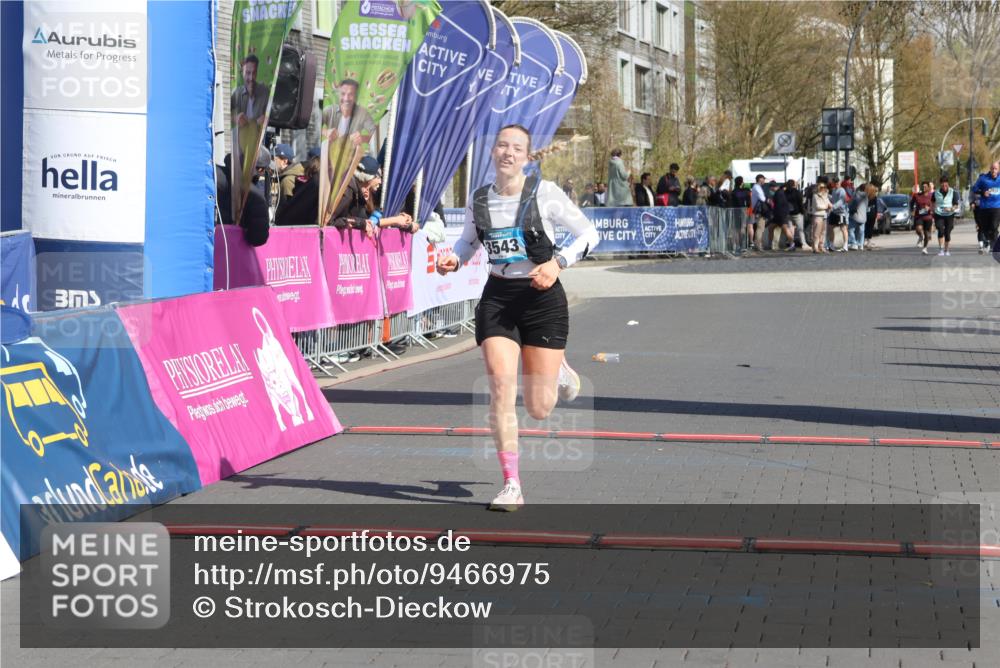 12.04.2026 - 45. Internationalen Wilhelmsburger Insellauf Strokosch-Dieckow http://msf.ph/oto/9466975 12.04.2026 11:16:54 Ziel 3543, 2329 meine-sportfotos.de