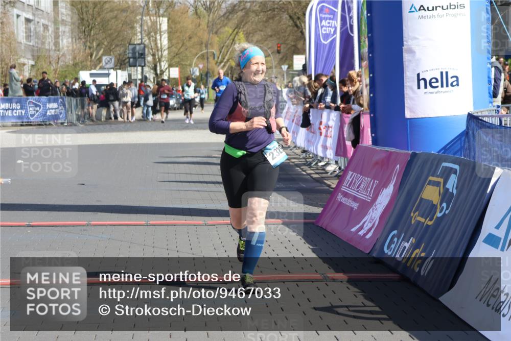 12.04.2026 - 45. Internationalen Wilhelmsburger Insellauf Strokosch-Dieckow http://msf.ph/oto/9467033 12.04.2026 11:16:56 Ziel 3543, 2329 meine-sportfotos.de