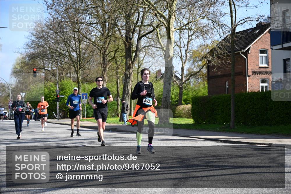 12.04.2026 - 45. Internationalen Wilhelmsburger Insellauf J. Mangold http://msf.ph/oto/9467052 12.04.2026 11:04:06 Ziel 2221, 3027, 3015, 5533, 2664, 5792, 4059, 4489, 4686, 3615, 2211, 3978, 4484, 4486, 3678, 2204, 5570, 3679 meine-sportfotos.de