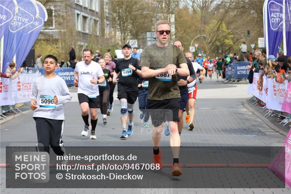 12.04.2026 - 45. Internationalen Wilhelmsburger Insellauf Strokosch-Dieckow http://msf.ph/oto/9467068 12.04.2026 13:10:19 Ziel 3807, 4794, 2687, 5090, 5256, 4419, 5454, 5624, 5005 meine-sportfotos.de