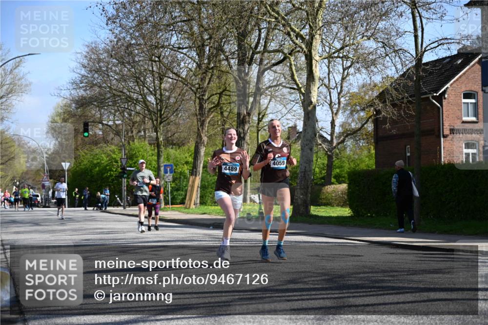 12.04.2026 - 45. Internationalen Wilhelmsburger Insellauf J. Mangold http://msf.ph/oto/9467126 12.04.2026 11:04:15 Ziel 3027, 3015, 5533, 2664, 5792, 4059, 4489, 4686, 3615, 3615, 2211, 3978, 4484, 4486, 3678, 2204, 5570, 3679, 3064 meine-sportfotos.de