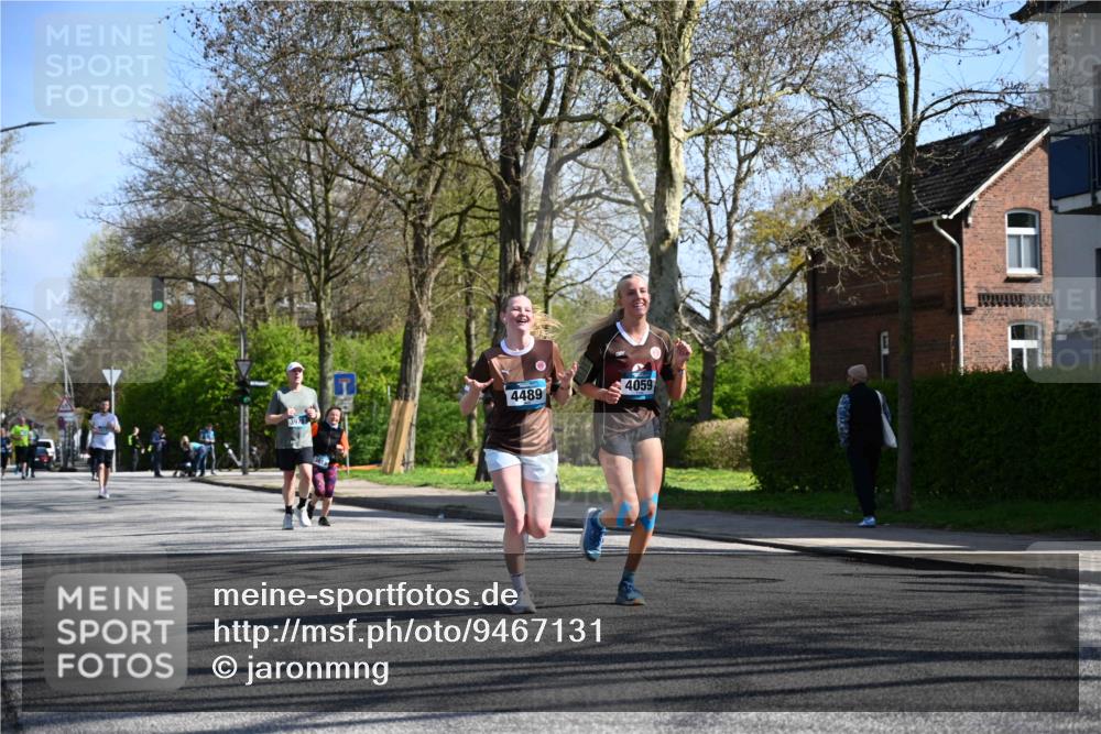 12.04.2026 - 45. Internationalen Wilhelmsburger Insellauf J. Mangold http://msf.ph/oto/9467131 12.04.2026 11:04:16 Ziel 3027, 3015, 5533, 2664, 5792, 4059, 4489, 4686, 3615, 2211, 3978, 4484, 4486, 3678, 2204, 5570, 3679, 3064, 2225 meine-sportfotos.de