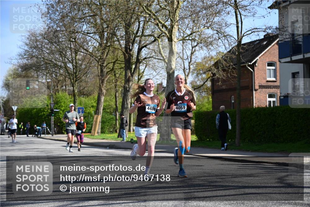 12.04.2026 - 45. Internationalen Wilhelmsburger Insellauf J. Mangold http://msf.ph/oto/9467138 12.04.2026 11:04:16 Ziel 3027, 3015, 5533, 2664, 5792, 4059, 4489, 4686, 3615, 2211, 3978, 4484, 4486, 3678, 2204, 5570, 3679, 3064, 2225 meine-sportfotos.de