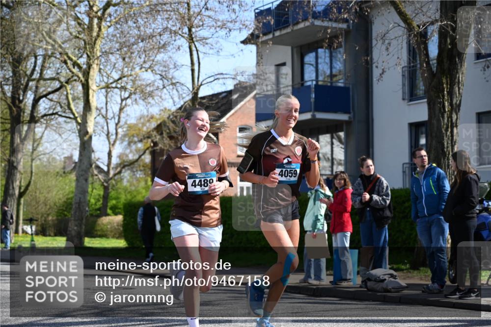 12.04.2026 - 45. Internationalen Wilhelmsburger Insellauf J. Mangold http://msf.ph/oto/9467158 12.04.2026 11:04:17 Ziel 3027, 3015, 5533, 2664, 5792, 4059, 4489, 4686, 3615, 2211, 3978, 4484, 4486, 3678, 2204, 5570, 2204, 5570, 3679, 3064, 2225 meine-sportfotos.de