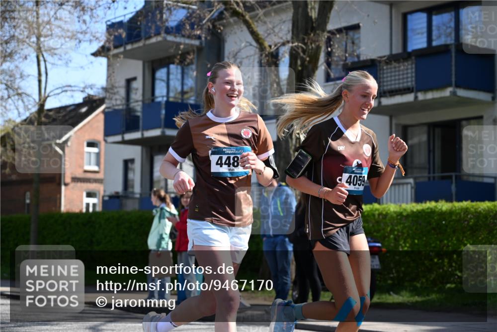 12.04.2026 - 45. Internationalen Wilhelmsburger Insellauf J. Mangold http://msf.ph/oto/9467170 12.04.2026 11:04:18 Ziel 3027, 3015, 5533, 2664, 5792, 4059, 4489, 4686, 3615, 2211, 3978, 4484, 4486, 3678, 2204, 5570, 3679, 3679, 3064, 2225 meine-sportfotos.de