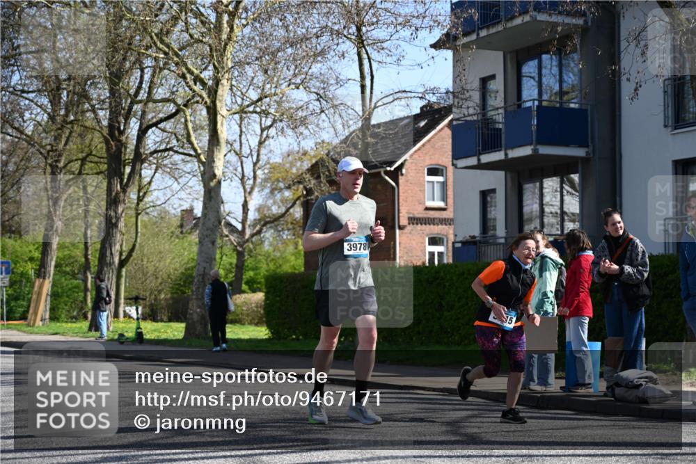 12.04.2026 - 45. Internationalen Wilhelmsburger Insellauf J. Mangold http://msf.ph/oto/9467171 12.04.2026 11:04:22 Ziel 5533, 2664, 5792, 4059, 4489, 4686, 3615, 2211, 3978, 4484, 4486, 3678, 2204, 5570, 3679, 3064, 2225, 2203, 2415 meine-sportfotos.de