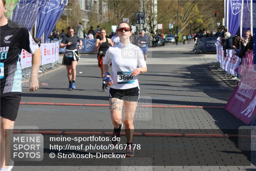 12.04.2026 - 45. Internationalen Wilhelmsburger Insellauf Strokosch-Dieckow http://msf.ph/oto/9467178 12.04.2026 11:01:36 Ziel 2229, 3660, 2880 meine-sportfotos.de