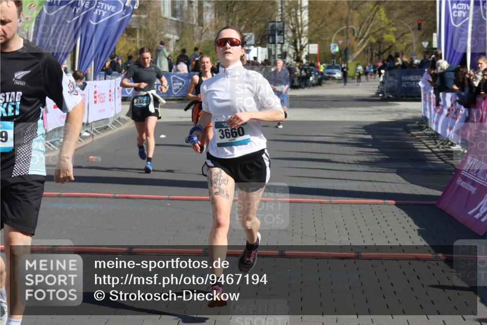 12.04.2026 - 45. Internationalen Wilhelmsburger Insellauf Strokosch-Dieckow http://msf.ph/oto/9467194 12.04.2026 11:01:36 Ziel 2229, 3660, 2880 meine-sportfotos.de