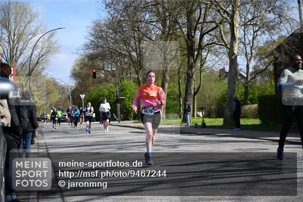 12.04.2026 - 45. Internationalen Wilhelmsburger Insellauf J. Mangold http://msf.ph/oto/9467244 12.04.2026 11:04:38 Ziel 3615, 2211, 3978, 4484, 4486, 3678, 2204, 5570, 3679, 3064, 2225, 2203, 2415, 3130, 4286, 4286, 4516, 5043, 2730, 2193, 4440, 4870, 2530, 3743 meine-sportfotos.de