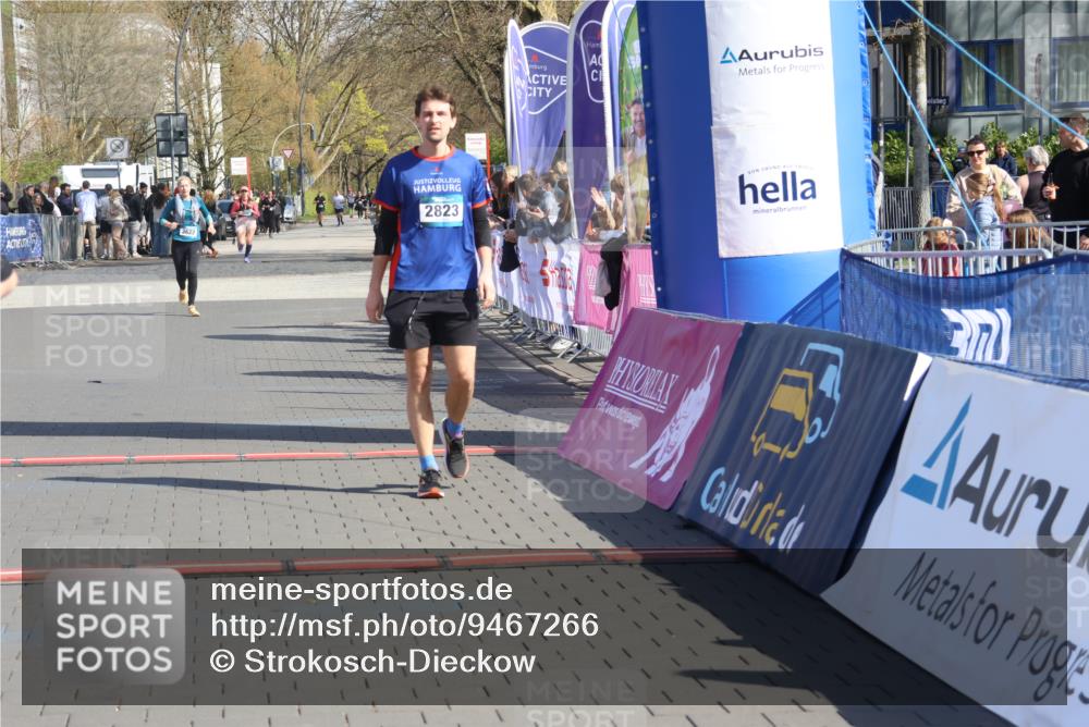 12.04.2026 - 45. Internationalen Wilhelmsburger Insellauf Strokosch-Dieckow http://msf.ph/oto/9467266 12.04.2026 11:17:18 Ziel 2823 meine-sportfotos.de