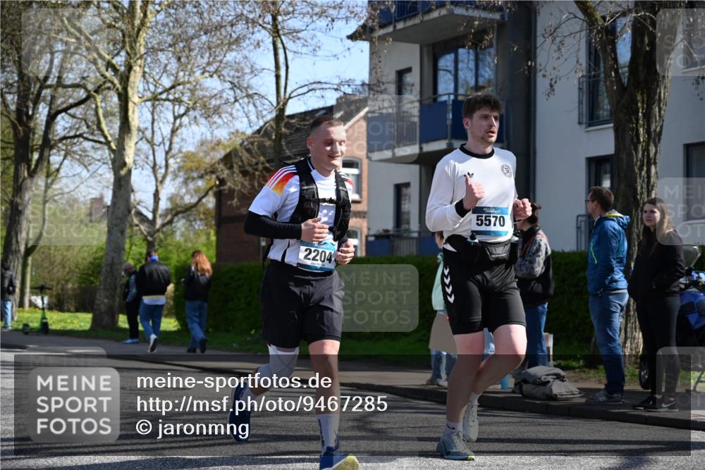 12.04.2026 - 45. Internationalen Wilhelmsburger Insellauf J. Mangold http://msf.ph/oto/9467285 12.04.2026 11:04:46 Ziel 3978, 4484, 4486, 3678, 2204, 5570, 3679, 3064, 2225, 2203, 2415, 2203, 2415, 3130, 4286, 4516, 5043, 2730, 2193, 4440, 4870, 2530, 2530, 3743, 5748, 4464, 5810 meine-sportfotos.de