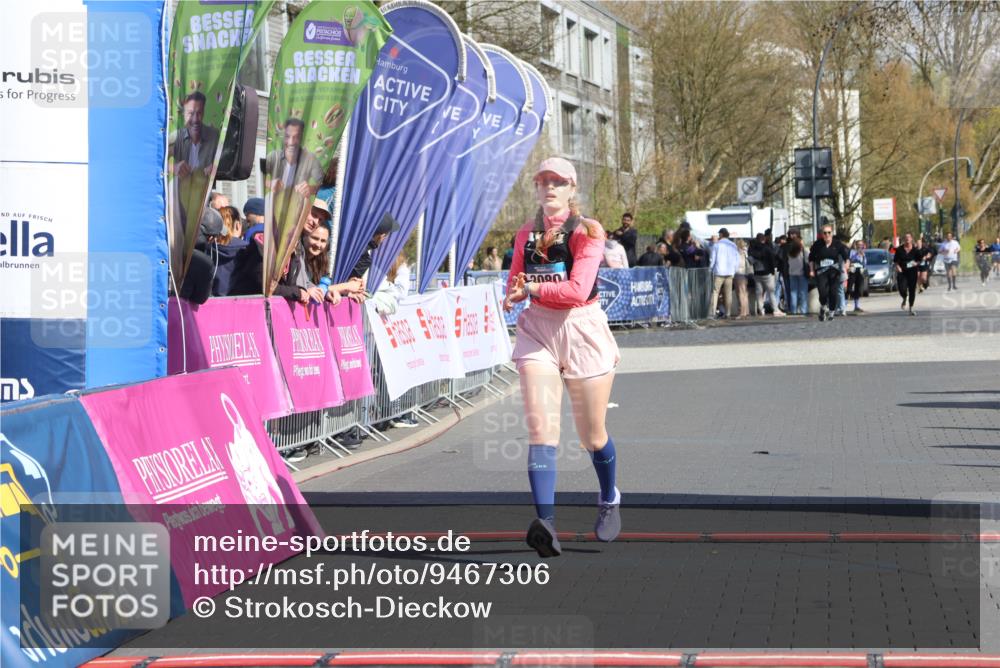 12.04.2026 - 45. Internationalen Wilhelmsburger Insellauf Strokosch-Dieckow http://msf.ph/oto/9467306 12.04.2026 11:17:31 Ziel 3080 meine-sportfotos.de