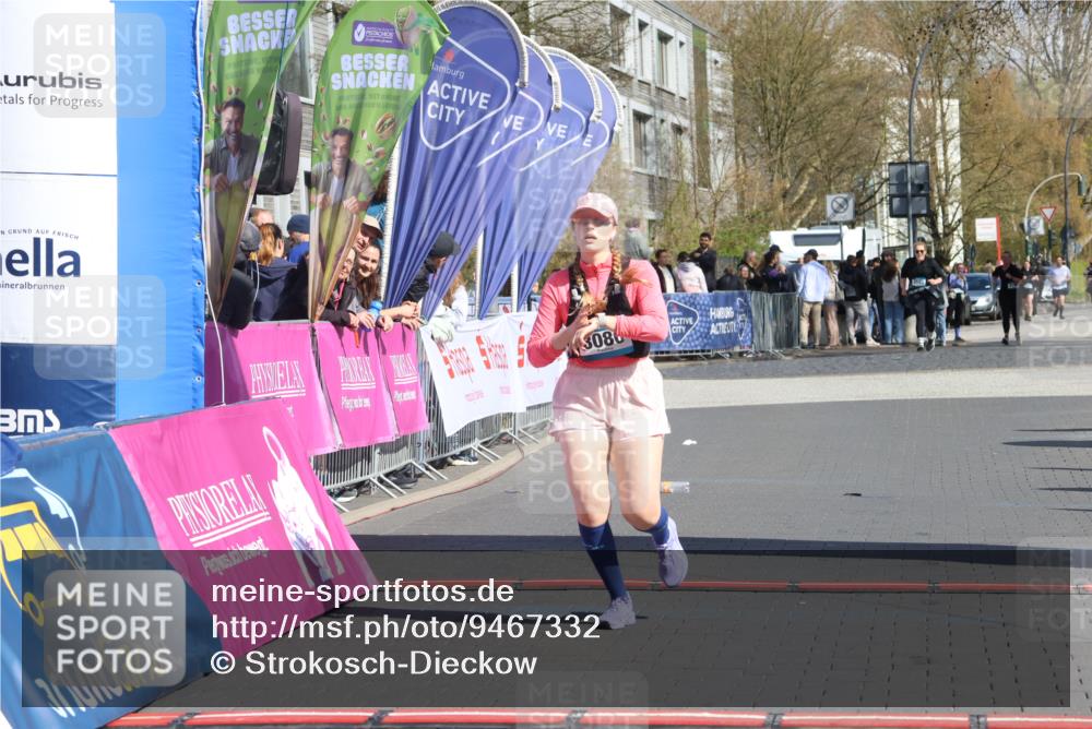 12.04.2026 - 45. Internationalen Wilhelmsburger Insellauf Strokosch-Dieckow http://msf.ph/oto/9467332 12.04.2026 11:17:31 Ziel 3080 meine-sportfotos.de