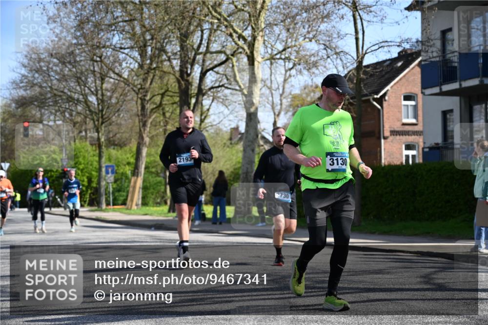 12.04.2026 - 45. Internationalen Wilhelmsburger Insellauf J. Mangold http://msf.ph/oto/9467341 12.04.2026 11:04:56 Ziel 3064, 2225, 2203, 2415, 3130, 4286, 4516, 5043, 2730, 2193, 4440, 4870, 2530, 3743, 5748, 4464, 5810, 3322, 3420 meine-sportfotos.de
