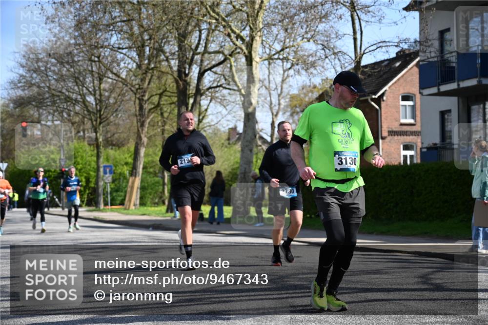 12.04.2026 - 45. Internationalen Wilhelmsburger Insellauf J. Mangold http://msf.ph/oto/9467343 12.04.2026 11:04:56 Ziel 3064, 2225, 2203, 2415, 3130, 4286, 4516, 5043, 2730, 2193, 4440, 4870, 2530, 3743, 5748, 4464, 5810, 3322, 3420 meine-sportfotos.de