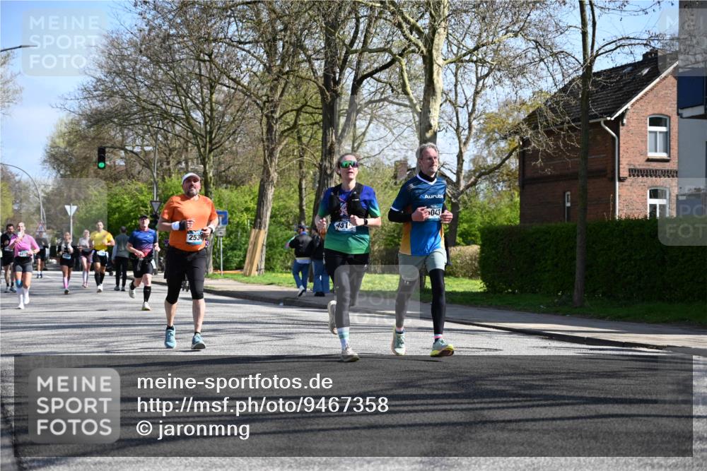 12.04.2026 - 45. Internationalen Wilhelmsburger Insellauf J. Mangold http://msf.ph/oto/9467358 12.04.2026 11:05:01 Ziel 2225, 2203, 2415, 3130, 4286, 4516, 5043, 2730, 2193, 4440, 4870, 2530, 3743, 5748, 4464, 5810, 3322, 3420, 3920 meine-sportfotos.de