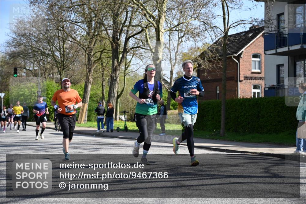 12.04.2026 - 45. Internationalen Wilhelmsburger Insellauf J. Mangold http://msf.ph/oto/9467366 12.04.2026 11:05:01 Ziel 2225, 2203, 2415, 3130, 4286, 4516, 5043, 2730, 2193, 4440, 4870, 2530, 3743, 5748, 4464, 5810, 3322, 3420, 3920 meine-sportfotos.de