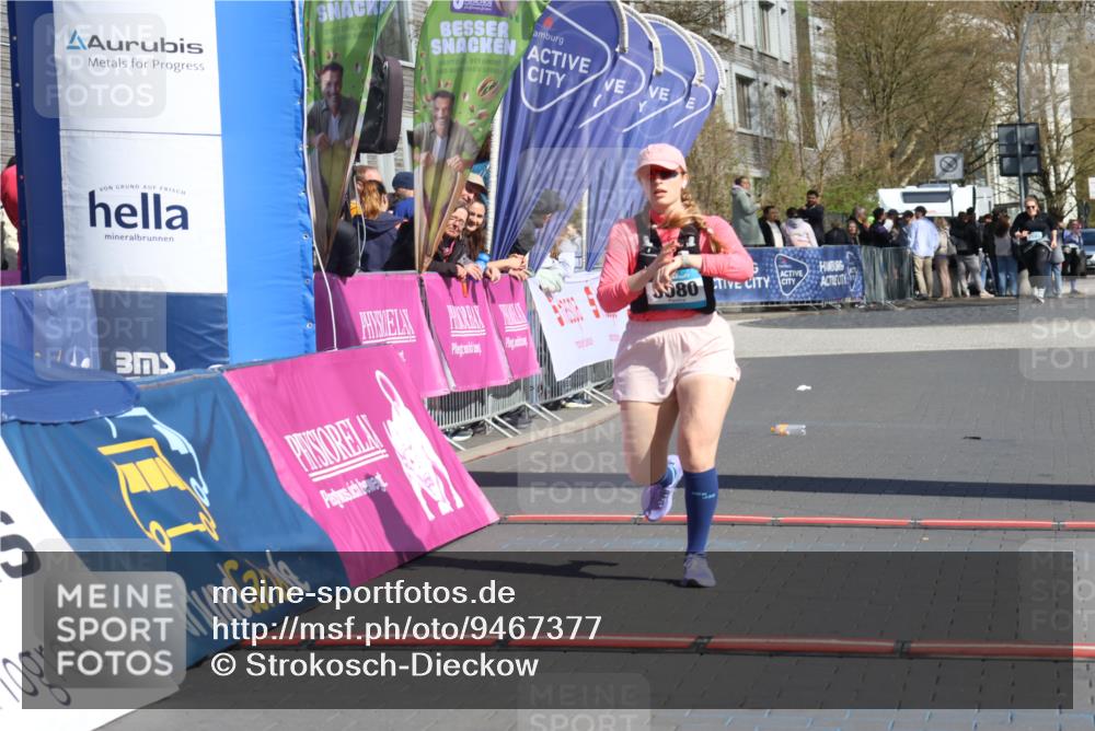 12.04.2026 - 45. Internationalen Wilhelmsburger Insellauf Strokosch-Dieckow http://msf.ph/oto/9467377 12.04.2026 11:17:31 Ziel 3080 meine-sportfotos.de
