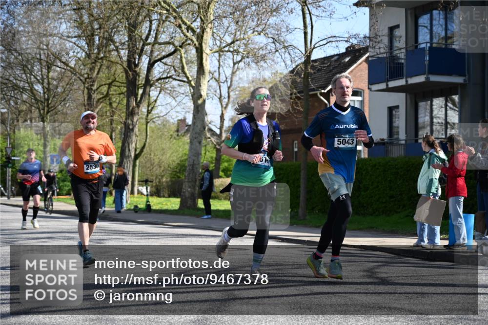 12.04.2026 - 45. Internationalen Wilhelmsburger Insellauf J. Mangold http://msf.ph/oto/9467378 12.04.2026 11:05:02 Ziel 2225, 2203, 2415, 3130, 4286, 4516, 5043, 2730, 2193, 4440, 4870, 2530, 3743, 3743, 5748, 4464, 5810, 3322, 3420, 3920, 2267 meine-sportfotos.de