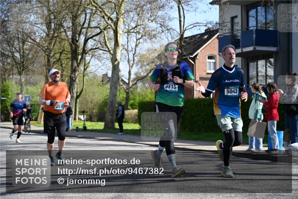 12.04.2026 - 45. Internationalen Wilhelmsburger Insellauf J. Mangold http://msf.ph/oto/9467382 12.04.2026 11:05:02 Ziel 2225, 2203, 2415, 3130, 4286, 4516, 5043, 2730, 2193, 4440, 4870, 2530, 3743, 3743, 5748, 4464, 5810, 3322, 3420, 3920, 2267 meine-sportfotos.de