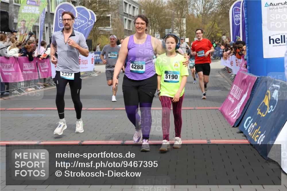 12.04.2026 - 45. Internationalen Wilhelmsburger Insellauf Strokosch-Dieckow http://msf.ph/oto/9467395 12.04.2026 13:10:02 Ziel 4288, 5190, 3121, 2337, 3056, 2688, 4776, 2689, 5095, 3571 meine-sportfotos.de