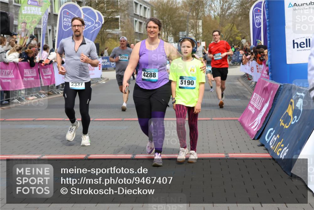 12.04.2026 - 45. Internationalen Wilhelmsburger Insellauf Strokosch-Dieckow http://msf.ph/oto/9467407 12.04.2026 13:10:02 Ziel 4288, 5190, 3121, 2337, 3056, 2688, 4776, 2689, 5095, 3571 meine-sportfotos.de