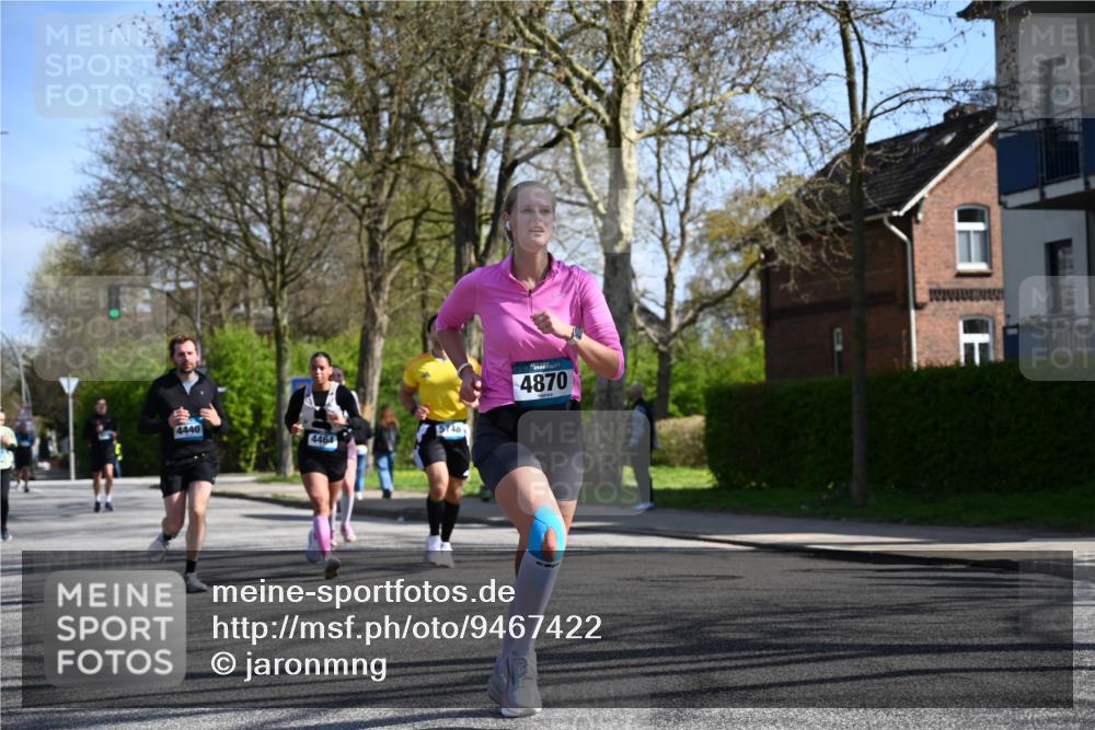 12.04.2026 - 45. Internationalen Wilhelmsburger Insellauf J. Mangold http://msf.ph/oto/9467422 12.04.2026 11:05:08 Ziel 2203, 2415, 3130, 4286, 4516, 5043, 2730, 2193, 4440, 4870, 2530, 3743, 5748, 4464, 5810, 3322, 3420, 3920, 2267, 2268, 2767, 2481 meine-sportfotos.de