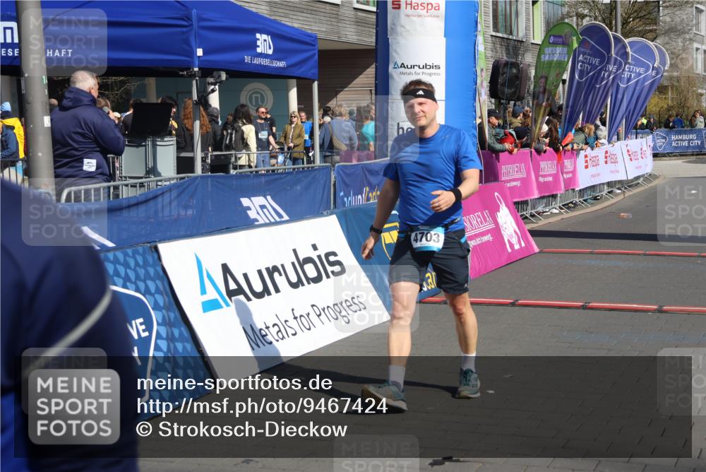 12.04.2026 - 45. Internationalen Wilhelmsburger Insellauf Strokosch-Dieckow http://msf.ph/oto/9467424 12.04.2026 11:01:49 Ziel 4703 meine-sportfotos.de
