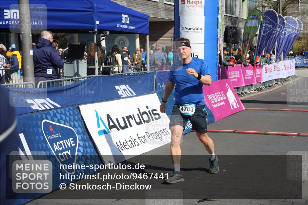 12.04.2026 - 45. Internationalen Wilhelmsburger Insellauf Strokosch-Dieckow http://msf.ph/oto/9467441 12.04.2026 11:01:49 Ziel 4703 meine-sportfotos.de