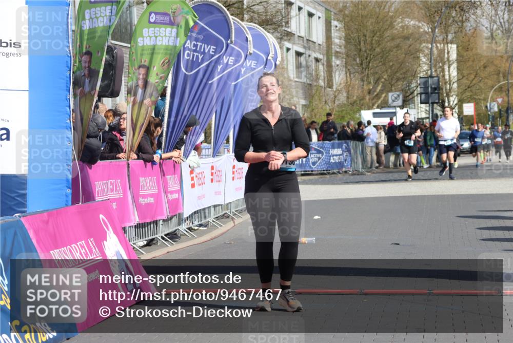 12.04.2026 - 45. Internationalen Wilhelmsburger Insellauf Strokosch-Dieckow http://msf.ph/oto/9467467 12.04.2026 11:17:53 Ziel 4136 meine-sportfotos.de