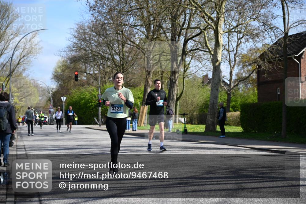 12.04.2026 - 45. Internationalen Wilhelmsburger Insellauf J. Mangold http://msf.ph/oto/9467468 12.04.2026 11:05:14 Ziel 3130, 4286, 4516, 5043, 2730, 2193, 4440, 4870, 2530, 3743, 5748, 4464, 5810, 3322, 3420, 3920, 2267, 2267, 2268, 2767, 2481, 2449, 4865, 4188, 2749 meine-sportfotos.de
