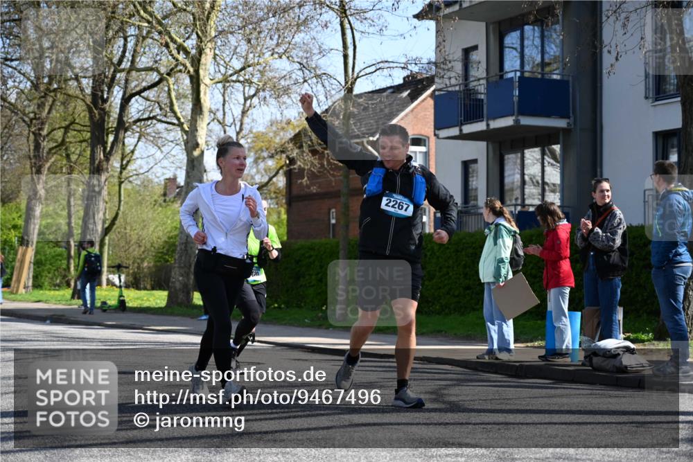 12.04.2026 - 45. Internationalen Wilhelmsburger Insellauf J. Mangold http://msf.ph/oto/9467496 12.04.2026 11:05:28 Ziel 5748, 4464, 5810, 3322, 3420, 3920, 2267, 2268, 2767, 2481, 2449, 4865, 4188, 2749, 4477, 4476, 5818, 3717 meine-sportfotos.de