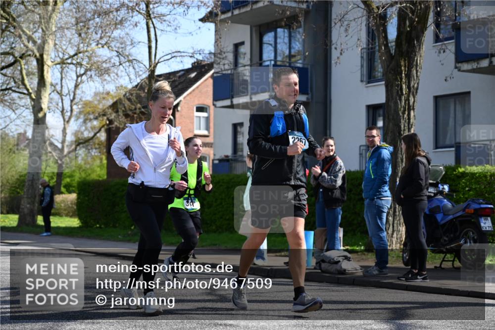 12.04.2026 - 45. Internationalen Wilhelmsburger Insellauf J. Mangold http://msf.ph/oto/9467509 12.04.2026 11:05:28 Ziel 5748, 4464, 5810, 3322, 3420, 3920, 2267, 2268, 2767, 2481, 2449, 4865, 4188, 2749, 4477, 4476, 5818, 3717 meine-sportfotos.de