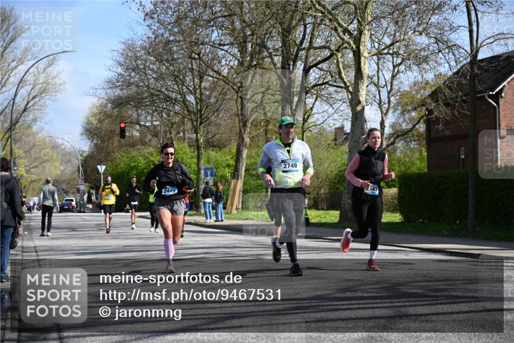 12.04.2026 - 45. Internationalen Wilhelmsburger Insellauf J. Mangold http://msf.ph/oto/9467531 12.04.2026 11:05:40 Ziel 3420, 3920, 2267, 2268, 2767, 2481, 2449, 4865, 4188, 2749, 4477, 4476, 5818, 3717, 2330 meine-sportfotos.de