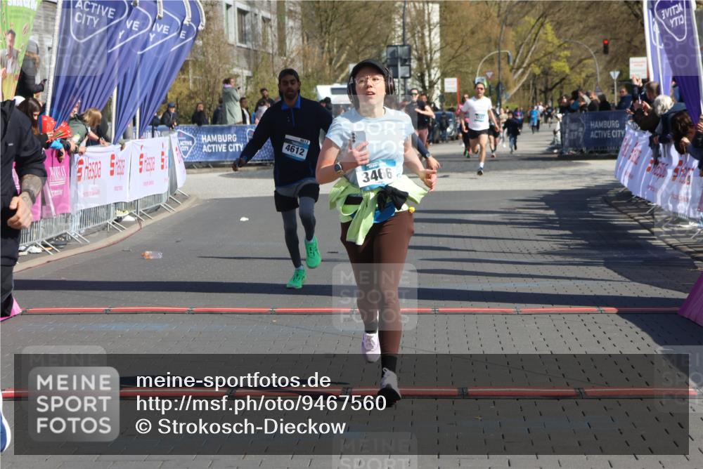 12.04.2026 - 45. Internationalen Wilhelmsburger Insellauf Strokosch-Dieckow http://msf.ph/oto/9467560 12.04.2026 11:02:12 Ziel 2271, 3466, 4612, 4019 meine-sportfotos.de