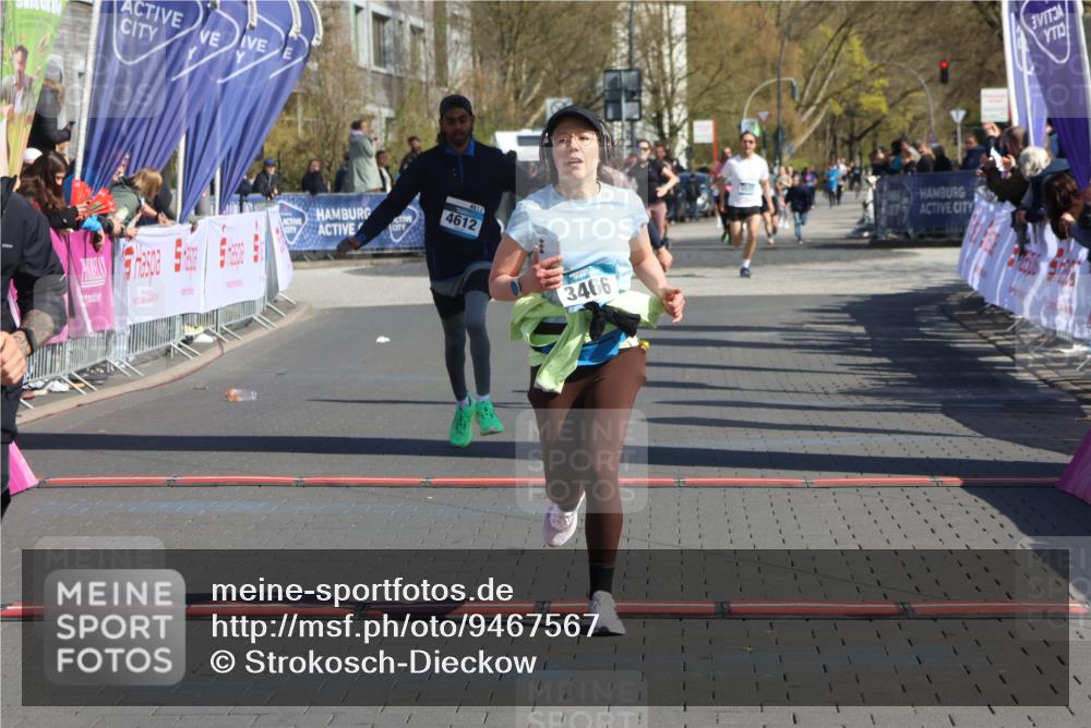 12.04.2026 - 45. Internationalen Wilhelmsburger Insellauf Strokosch-Dieckow http://msf.ph/oto/9467567 12.04.2026 11:02:12 Ziel 2271, 3466, 4612, 4019 meine-sportfotos.de