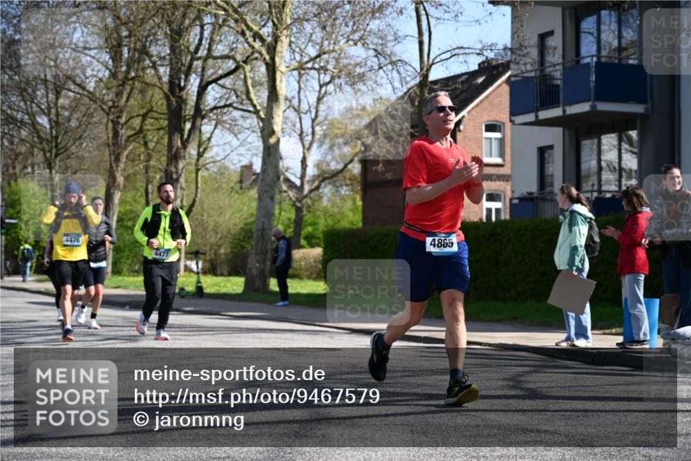 12.04.2026 - 45. Internationalen Wilhelmsburger Insellauf J. Mangold http://msf.ph/oto/9467579 12.04.2026 11:05:46 Ziel 3920, 2267, 2268, 2767, 2481, 2449, 4865, 4188, 2749, 4477, 4476, 5818, 3717, 2330, 3460, 4564, 3790 meine-sportfotos.de