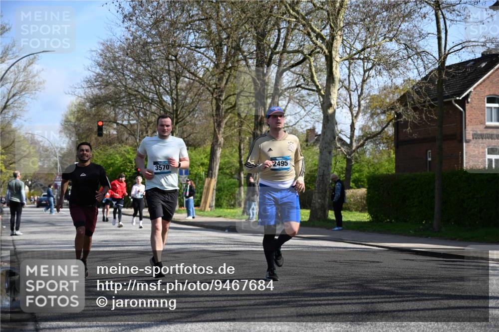 12.04.2026 - 45. Internationalen Wilhelmsburger Insellauf J. Mangold http://msf.ph/oto/9467684 12.04.2026 11:06:22 Ziel 2330, 3460, 4564, 3790, 2495, 3570, 2862, 2863, 5720 meine-sportfotos.de