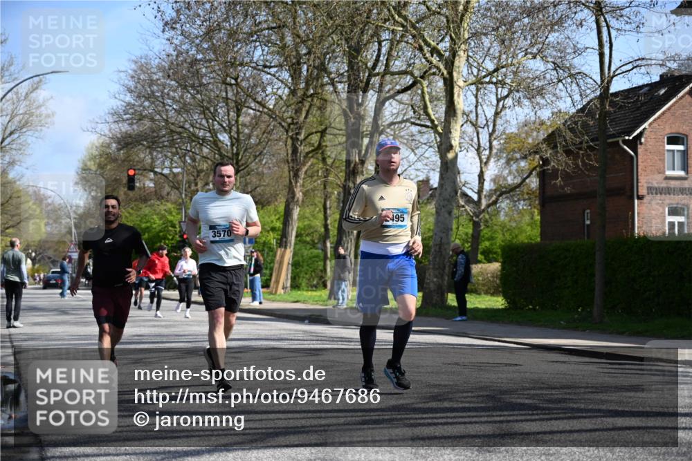 12.04.2026 - 45. Internationalen Wilhelmsburger Insellauf J. Mangold http://msf.ph/oto/9467686 12.04.2026 11:06:22 Ziel 2330, 3460, 4564, 3790, 2495, 3570, 2862, 2863, 5720 meine-sportfotos.de